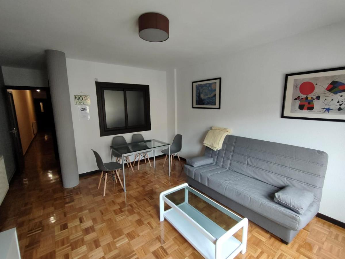 Casa Daniela Apartamentos Estella Exteriör bild